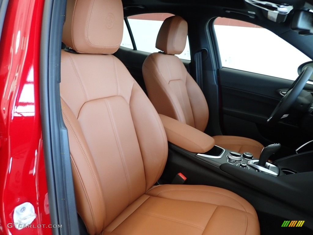 Black/Tan Interior 2023 Alfa Romeo Giulia Sprint Photo #145024340