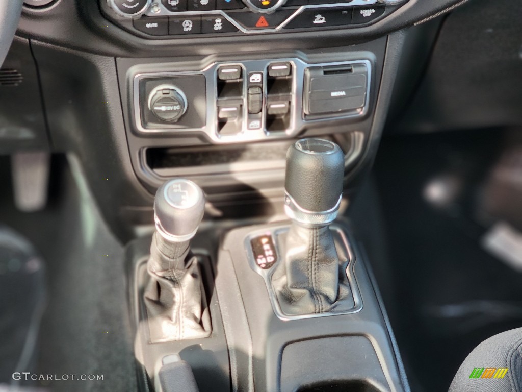 2023 Gladiator Willys 4x4 - Bright White / Black photo #9