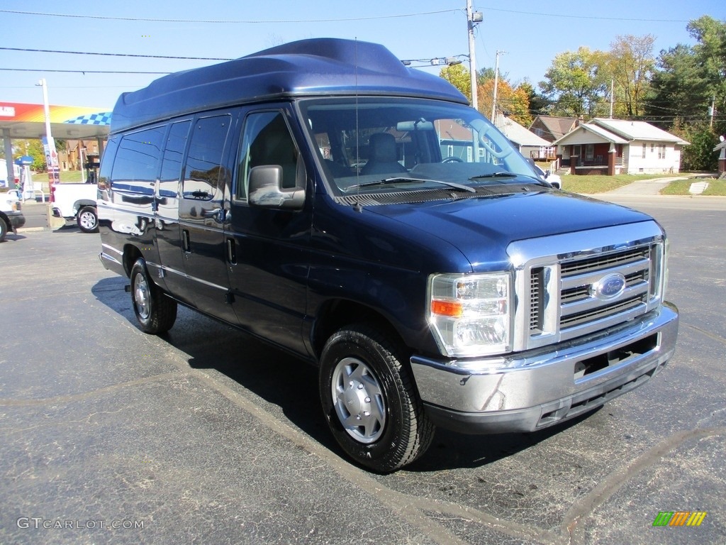 2009 E Series Van E350 Super Duty XL Extended Passenger - Dark Blue Pearl / Medium Flint photo #5