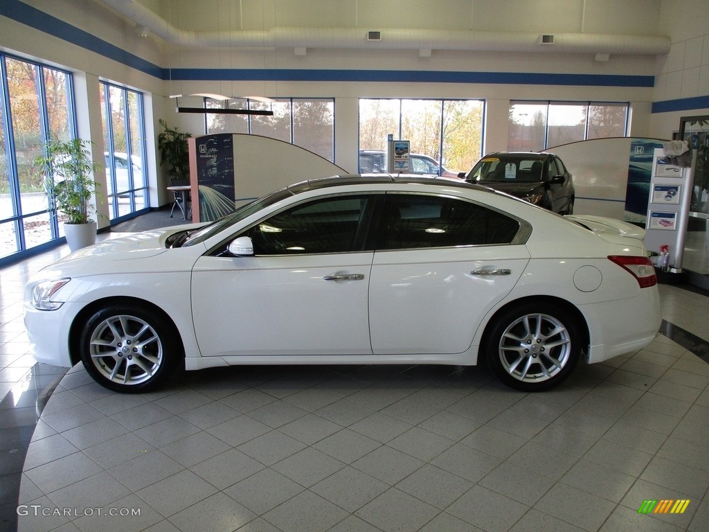 2009 Maxima 3.5 SV Premium - Winter Frost White / Caffe Latte photo #10