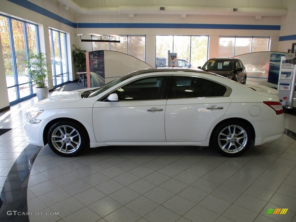 2009 Maxima 3.5 SV Premium - Winter Frost White / Caffe Latte photo #11