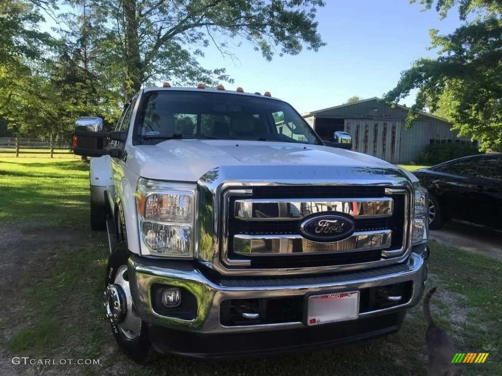 2012 F350 Super Duty Lariat Crew Cab 4x4 Dually - Oxford White / Adobe photo #1