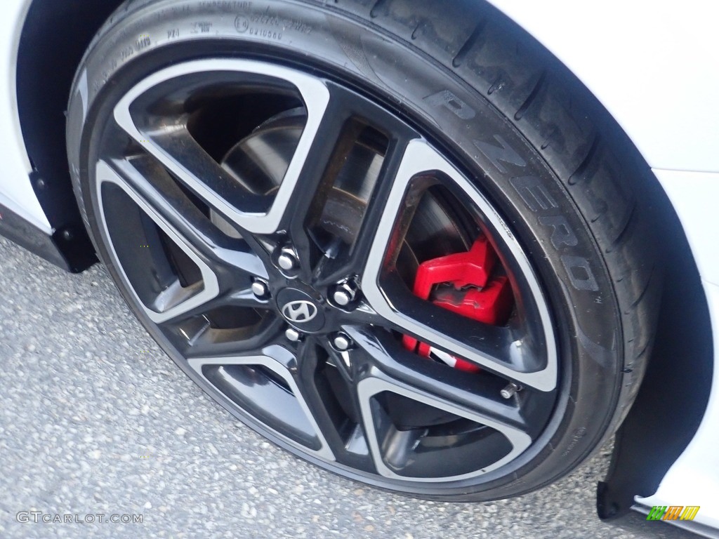 2020 Hyundai Veloster N Wheel Photos