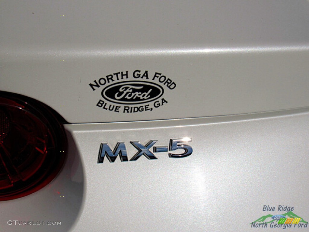 2020 MX-5 Miata RF Grand Touring - Snowflake White Pearl Mica / Red photo #31