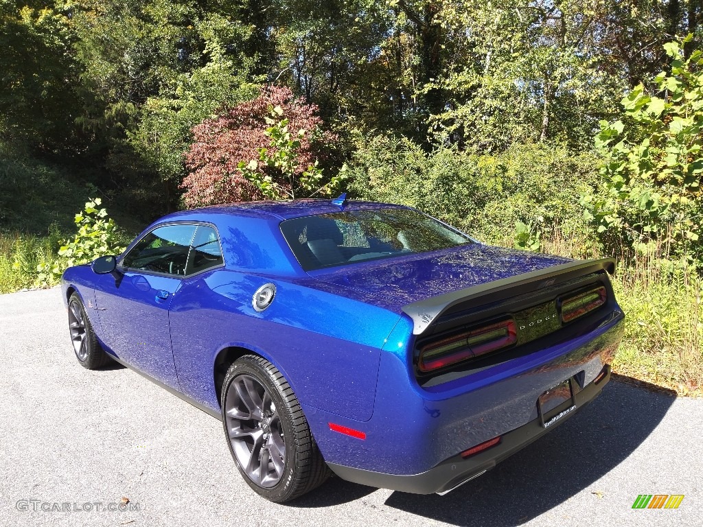 2022 Challenger R/T Scat Pack - Indigo Blue / Black photo #8