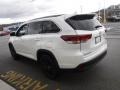 2019 Blizzard Pearl White Toyota Highlander SE AWD  photo #8