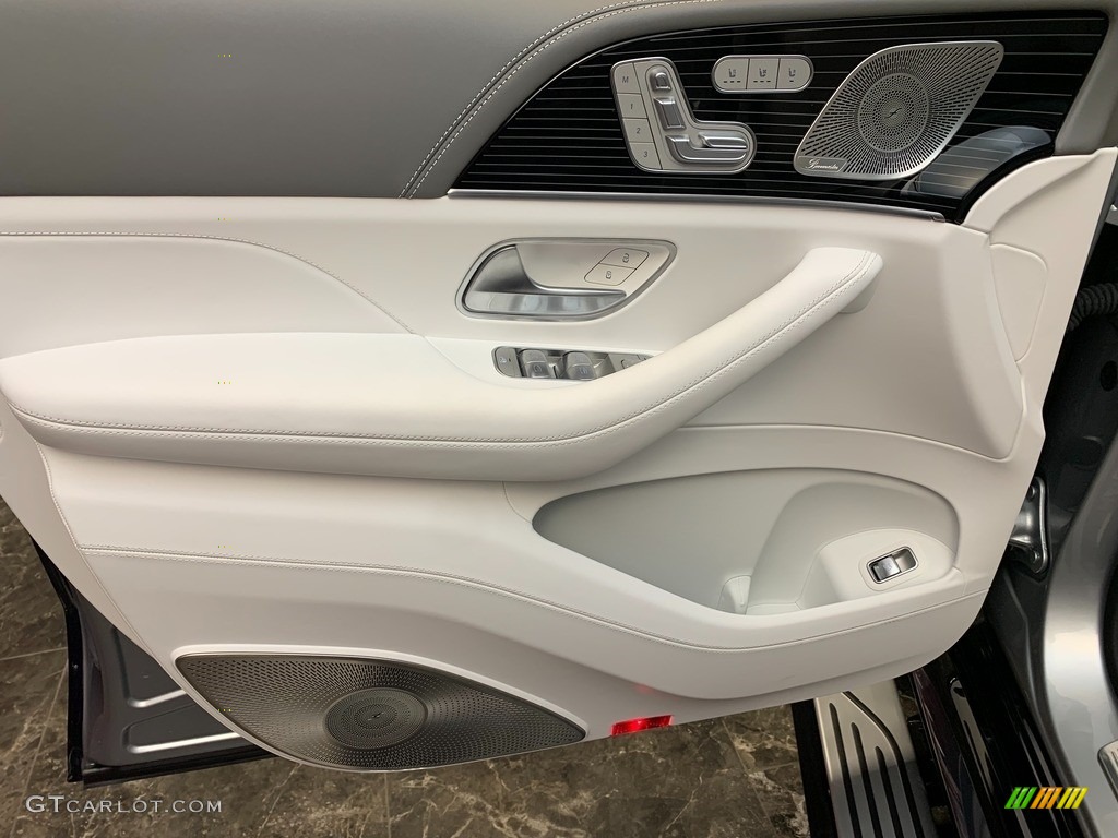 2022 Mercedes-Benz GLS Maybach 600 4Matic Crystal White Door Panel Photo #145045750