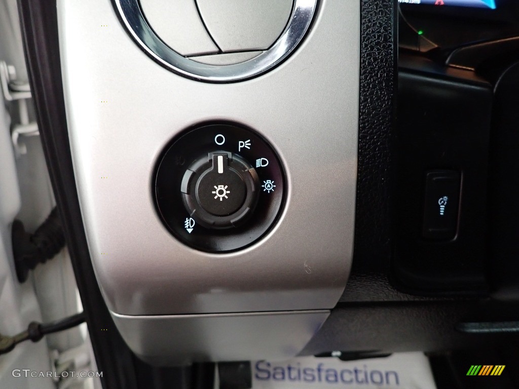 2017 Expedition EL Limited 4x4 - Oxford White / Ebony photo #17