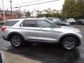 2022 Iconic Silver Metallic Ford Explorer XLT 4WD  photo #6