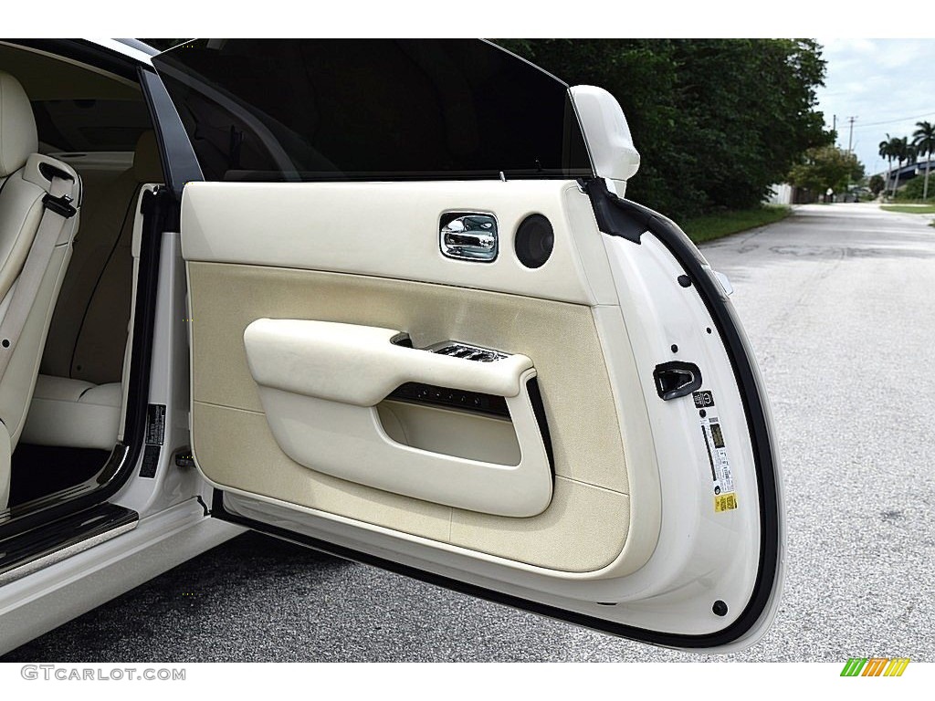 2014 Rolls-Royce Wraith Standard Wraith Model Creme Light Door Panel Photo #145050367