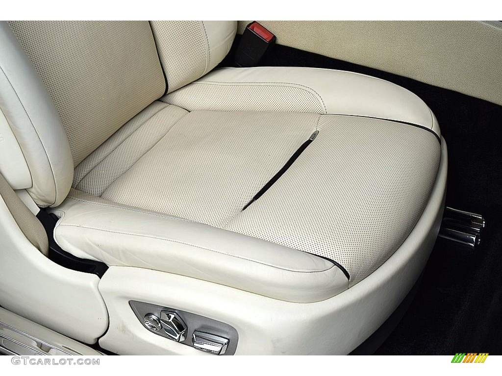 2014 Rolls-Royce Wraith Standard Wraith Model Front Seat Photos