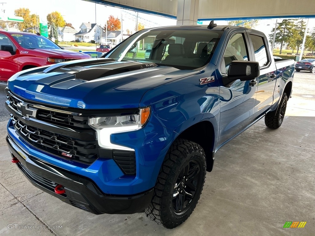 2022 Silverado 1500 LT Trail Boss Crew Cab 4x4 - Glacier Blue Metallic / Jet Black photo #2