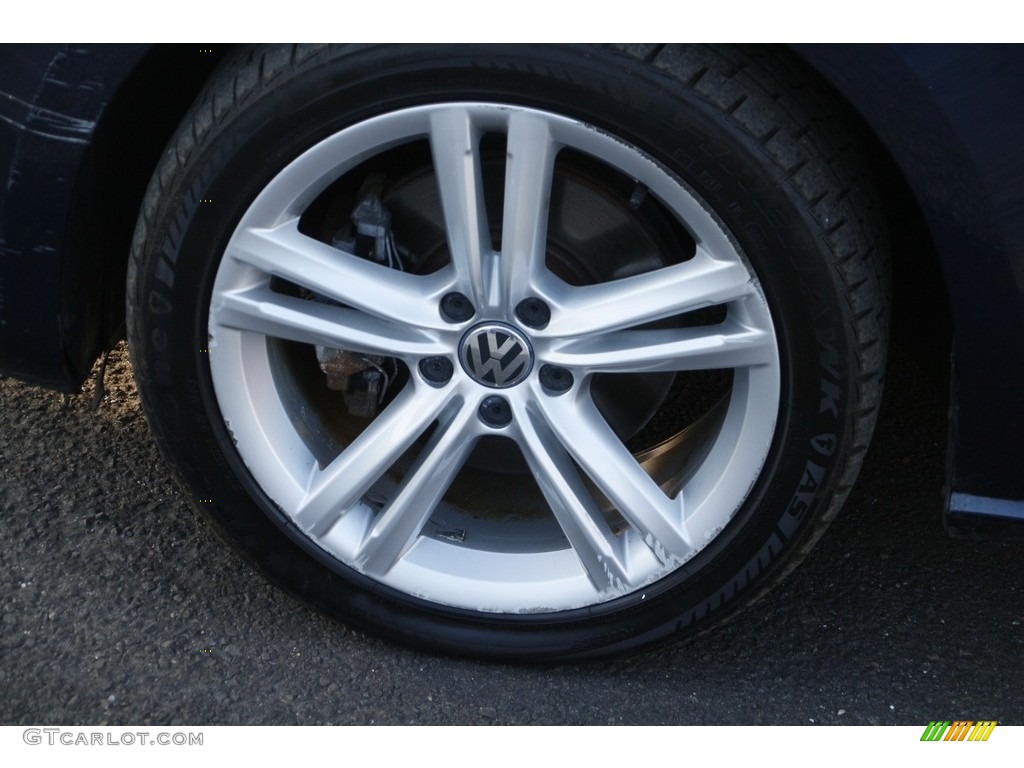 2014 Volkswagen Passat 1.8T SE Wheel Photo #145054576