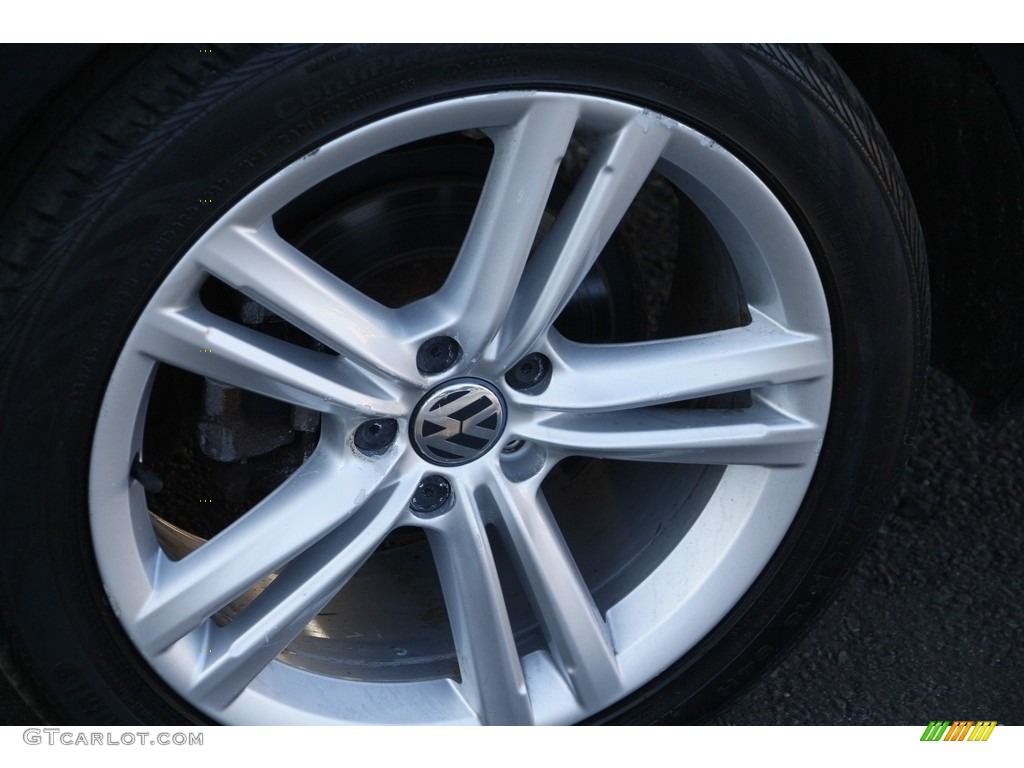 2014 Volkswagen Passat 1.8T SE Wheel Photo #145054597