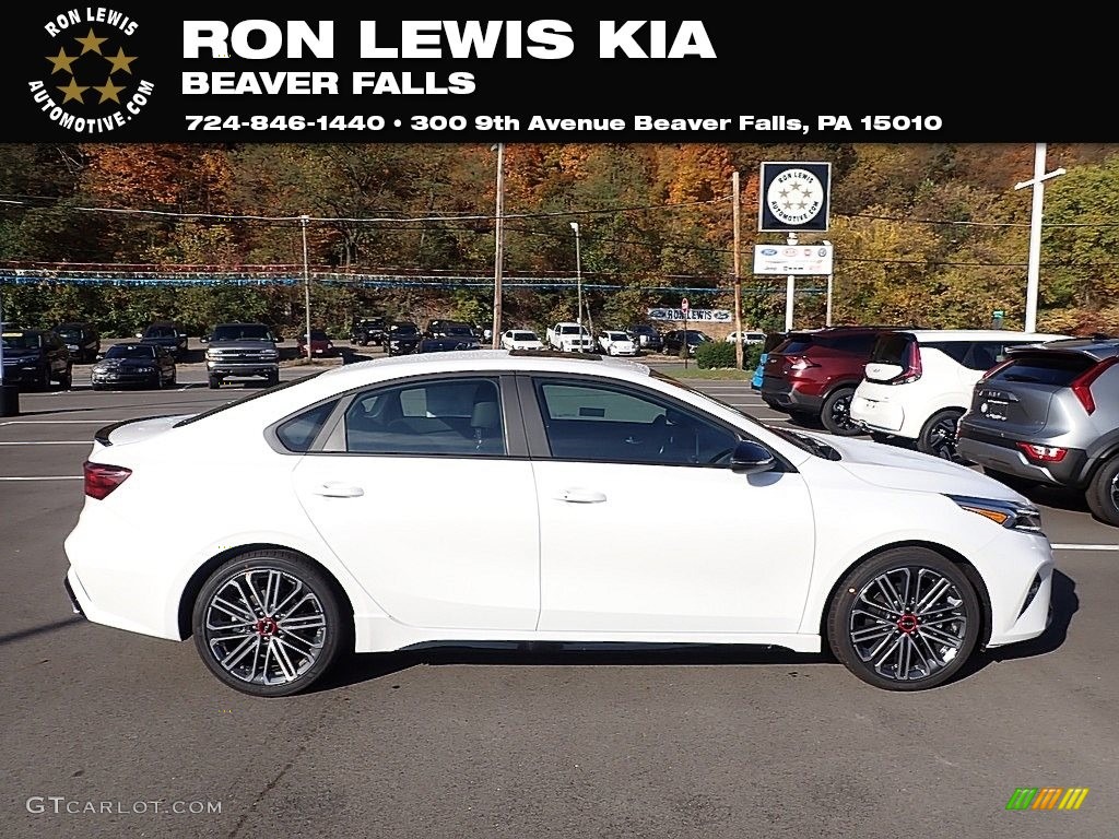 2023 Forte GT - Snow White Pearl / Black photo #1