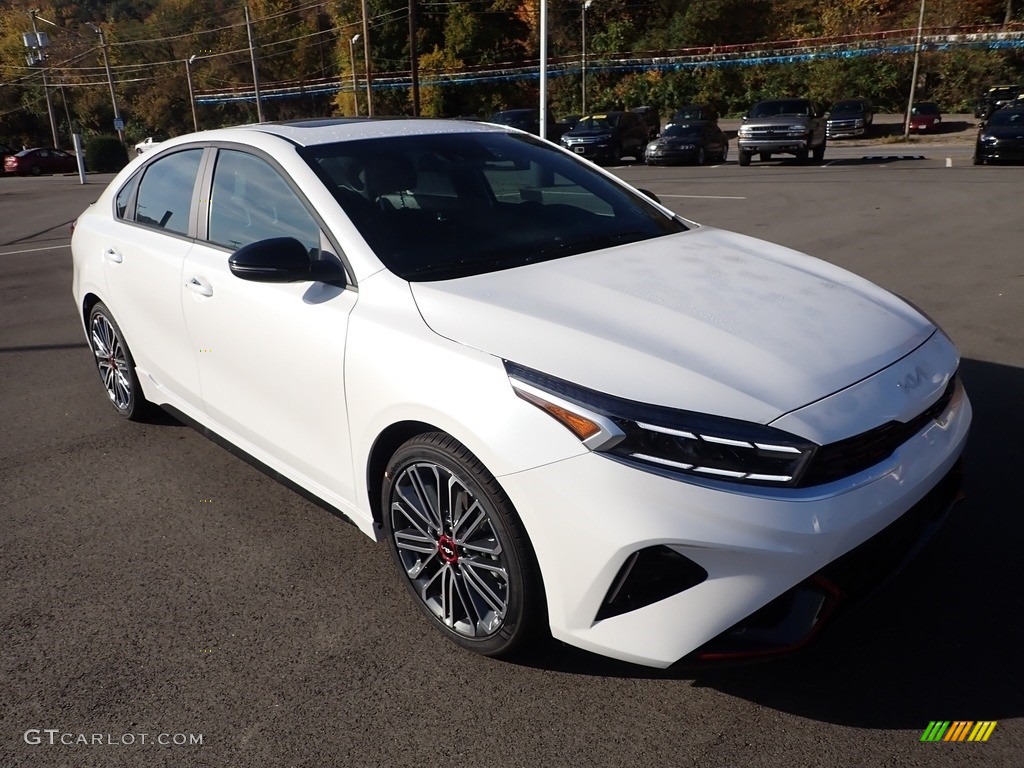 Snow White Pearl 2023 Kia Forte GT Exterior Photo #145058536