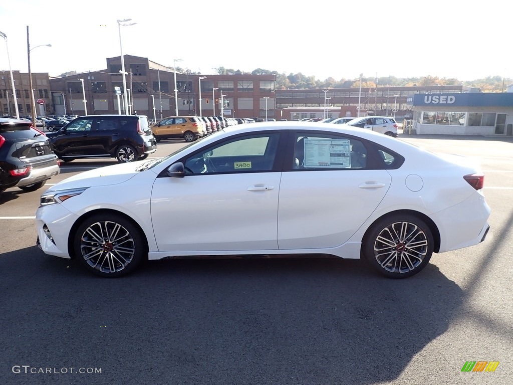 2023 Forte GT - Snow White Pearl / Black photo #5