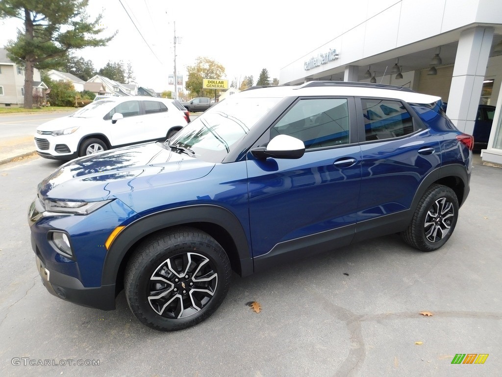 2022 TrailBlazer ACTIV AWD - Blue Glow Metallic / Jet Black/­Almond Butter photo #1
