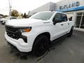 Summit White - Silverado 1500 Custom Crew Cab 4x4 Photo No. 2