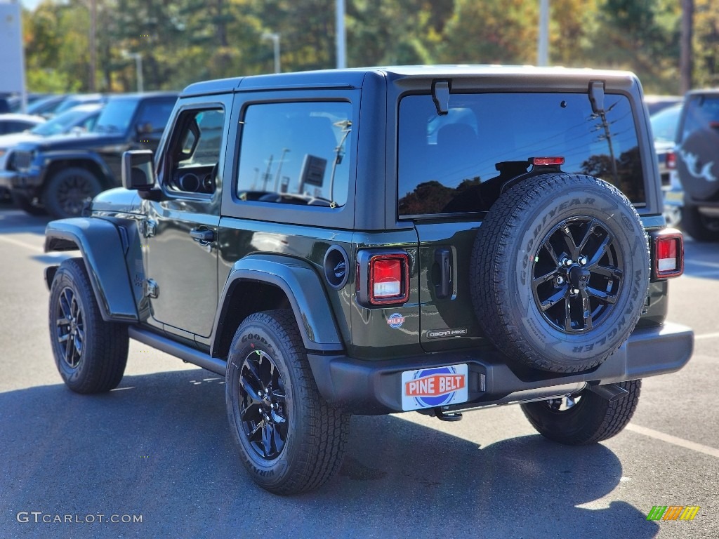 2023 Wrangler Freedom Edition 4x4 - Sarge Green / Black photo #4