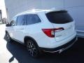 2019 White Diamond Pearl Honda Pilot Touring AWD  photo #10