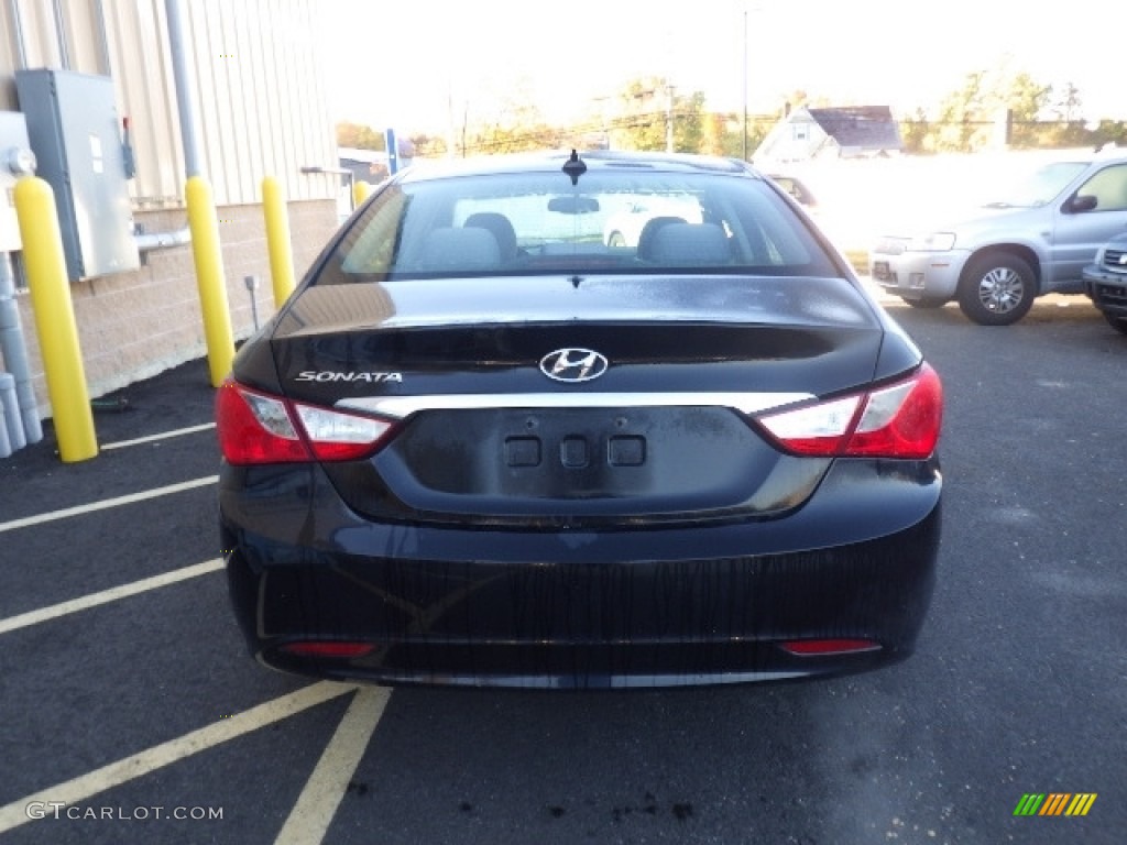 2013 Sonata GLS - Midnight Black / Gray photo #5