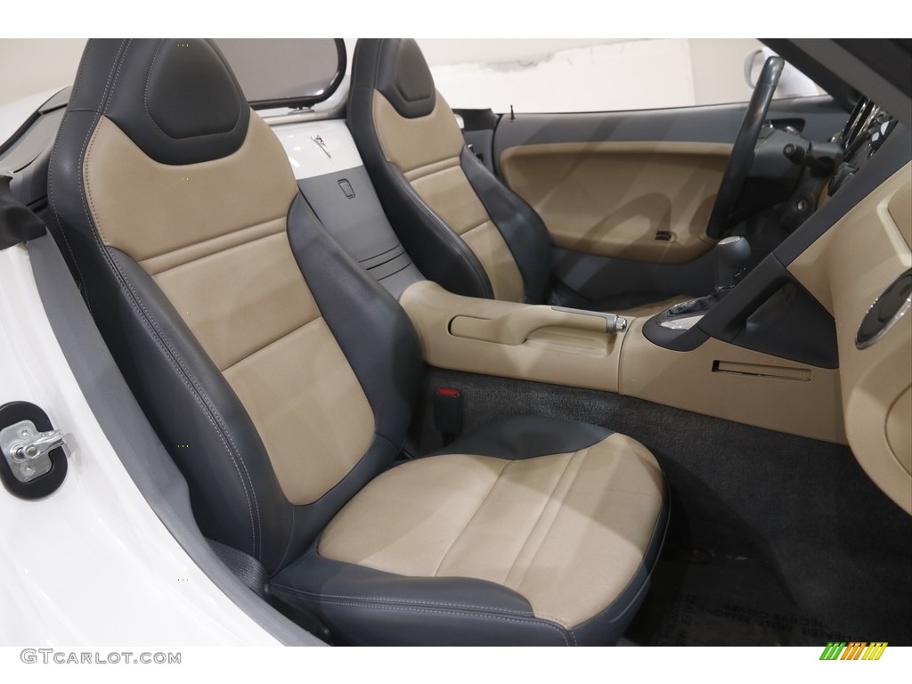 2007 Pontiac Solstice Roadster Front Seat Photo #145067521