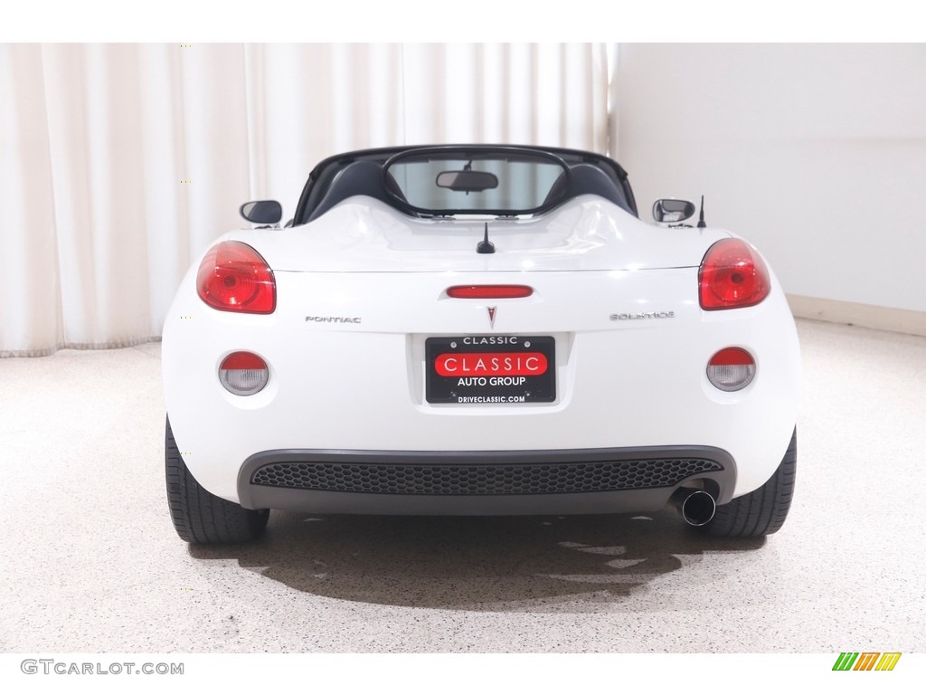 2007 Solstice Roadster - Pure White / Steel/Sand photo #16