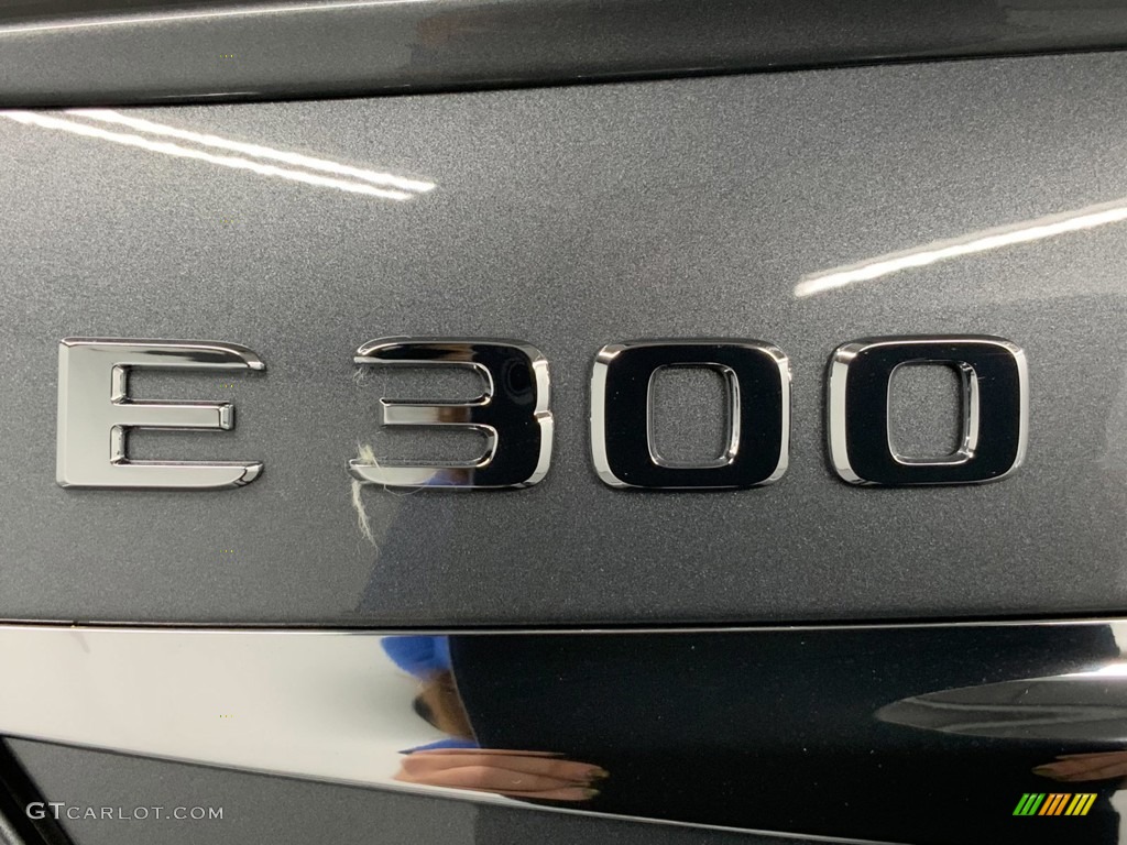 2019 E 300 Sedan - Selenite Grey Metallic / Black photo #11