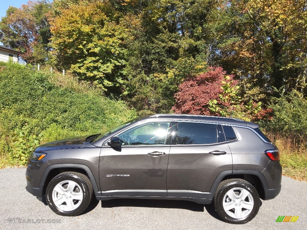 Granite Crystal Metallic 2022 Jeep Compass Latitude 4x4 Exterior Photo #145069249