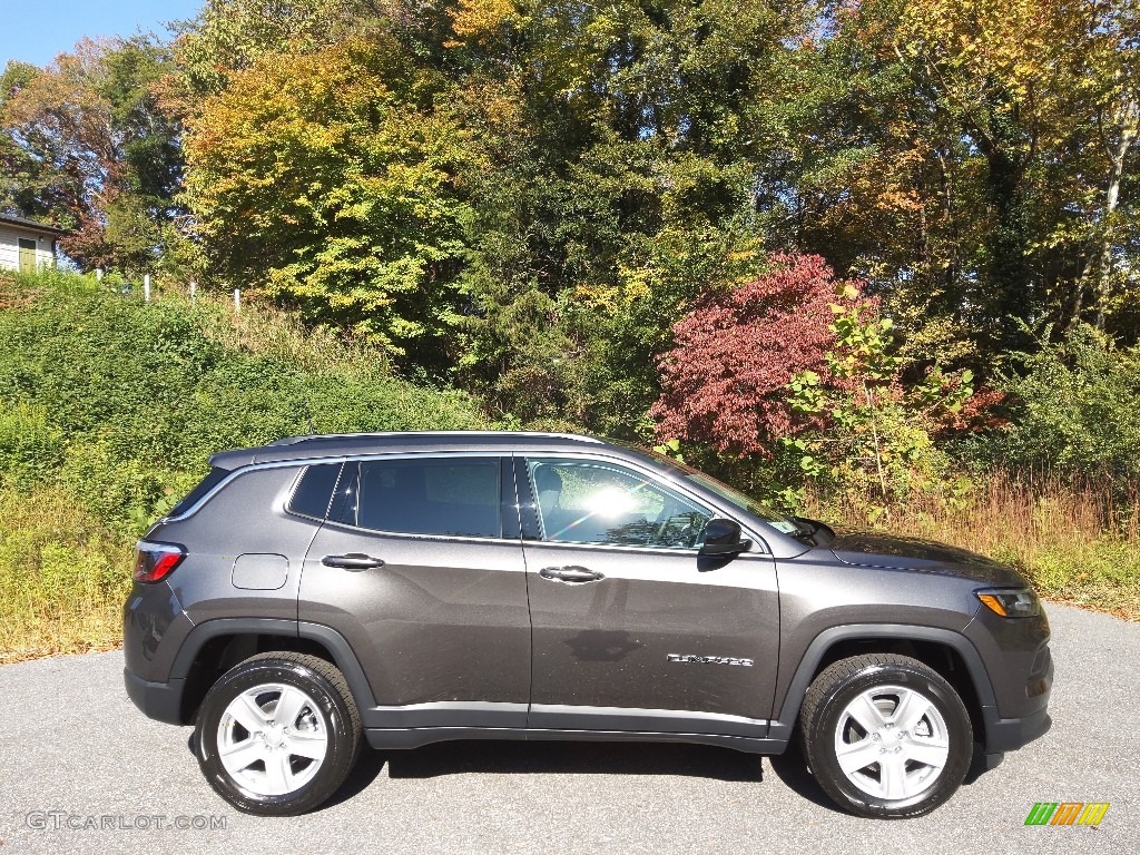 Granite Crystal Metallic 2022 Jeep Compass Latitude 4x4 Exterior Photo #145069327