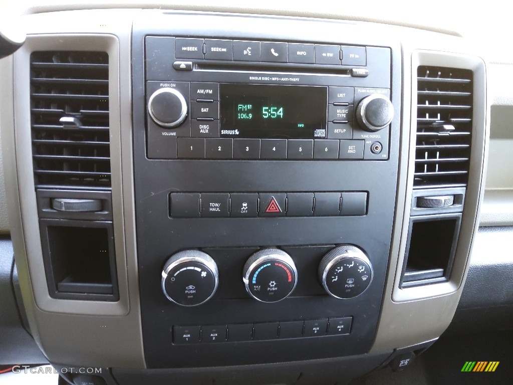 2012 Ram 1500 Express Crew Cab - Deep Cherry Red Crystal Pearl / Dark Slate Gray/Medium Graystone photo #27