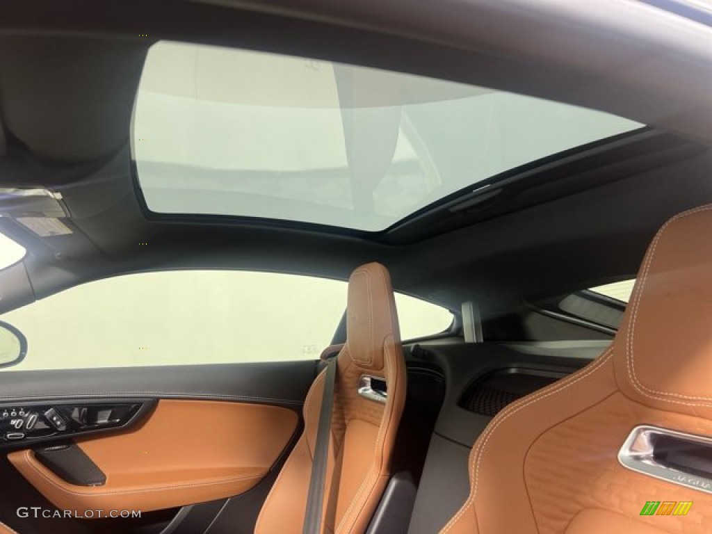 2023 F-TYPE P450 AWD R-Dynamic Coupe - British Racing Green Metallic / Tan/Light Oyster Stitching photo #23