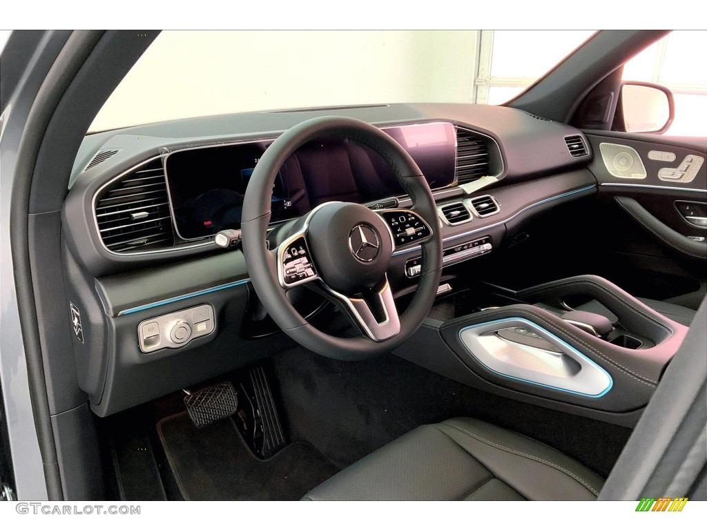 2023 Mercedes-Benz GLE 350 4Matic Front Seat Photos