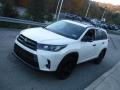 Blizzard Pearl White - Highlander SE AWD Photo No. 12