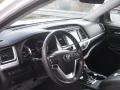 Blizzard Pearl White - Highlander SE AWD Photo No. 22