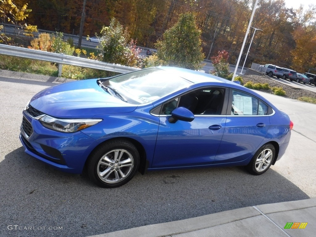 2017 Cruze LT - Kinetic Blue Metallic / Jet Black photo #13