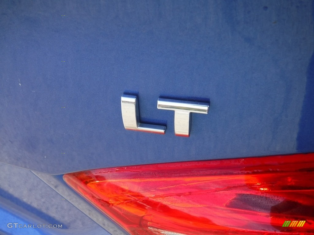 2017 Cruze LT - Kinetic Blue Metallic / Jet Black photo #17