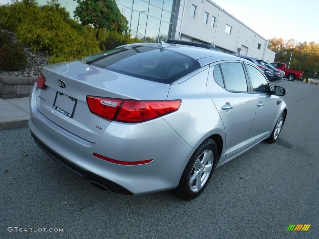 2015 Optima LX - Bright Silver / Gray photo #14