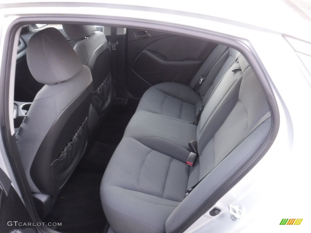 2015 Optima LX - Bright Silver / Gray photo #24