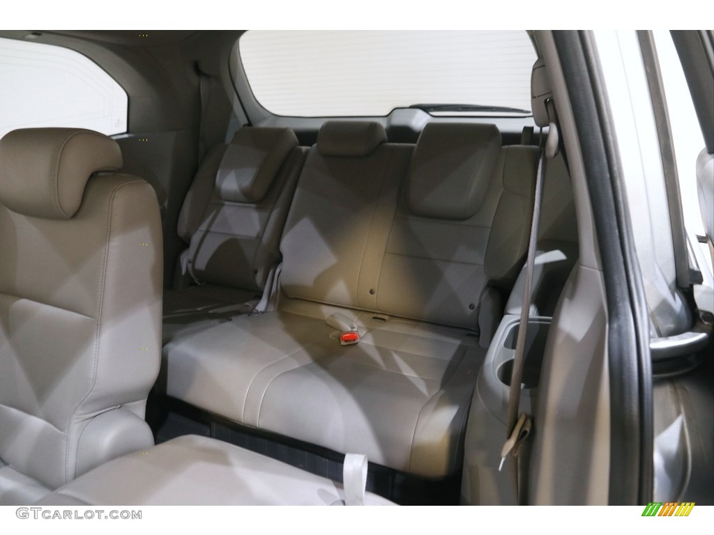 2013 Odyssey EX-L - Alabaster Silver Metallic / Gray photo #19