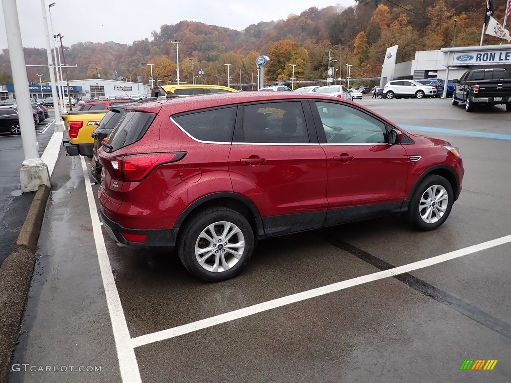 2019 Escape SE 4WD - Ruby Red / Chromite Gray/Charcoal Black photo #4