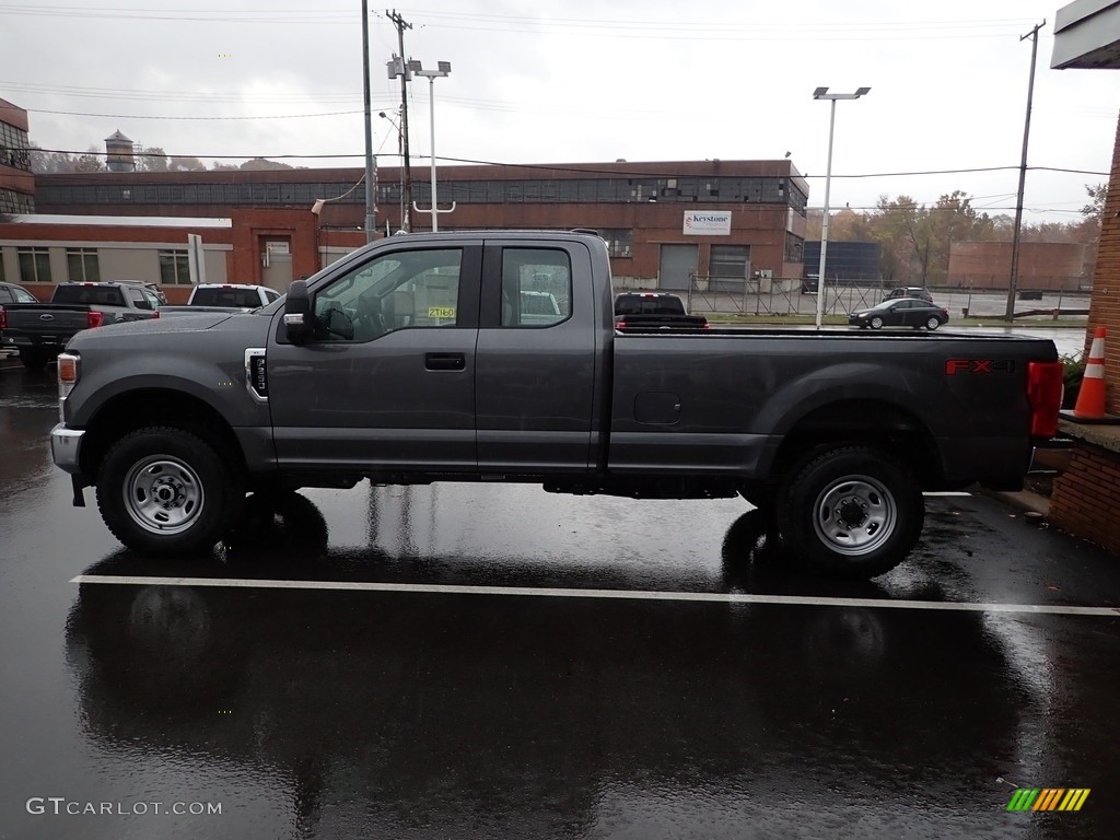 2022 F350 Super Duty XL SuperCab 4x4 - Carbonized Gray / Medium Earth Gray photo #5