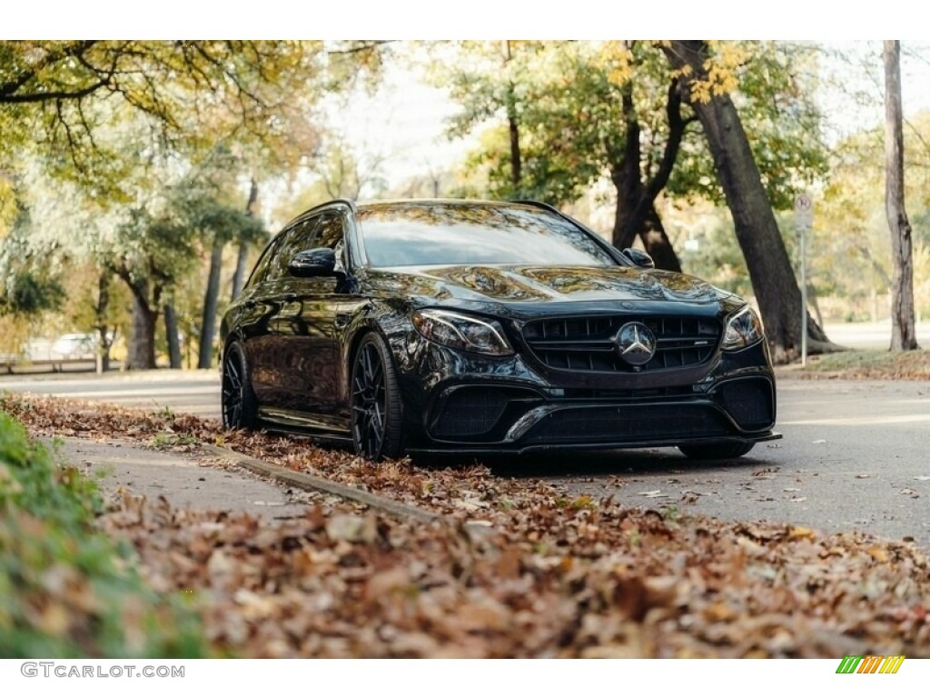 2018 E AMG 63 S 4Matic Wagon - Obsidian Black Metallic / Black photo #41