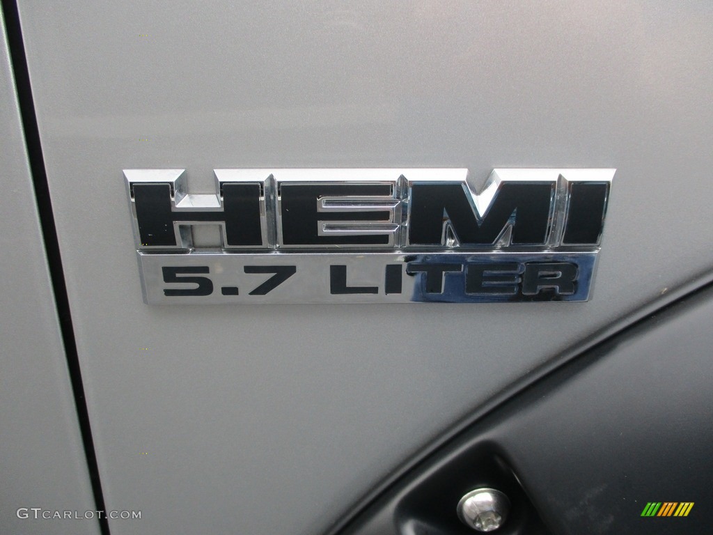 2011 Ram 1500 ST Regular Cab 4x4 - Bright Silver Metallic / Dark Slate Gray/Medium Graystone photo #22