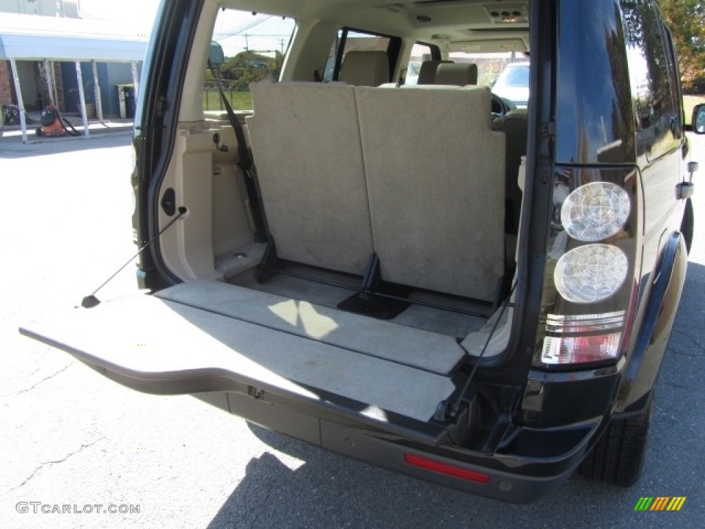 2014 Land Rover LR4 HSE 4x4 Trunk Photos