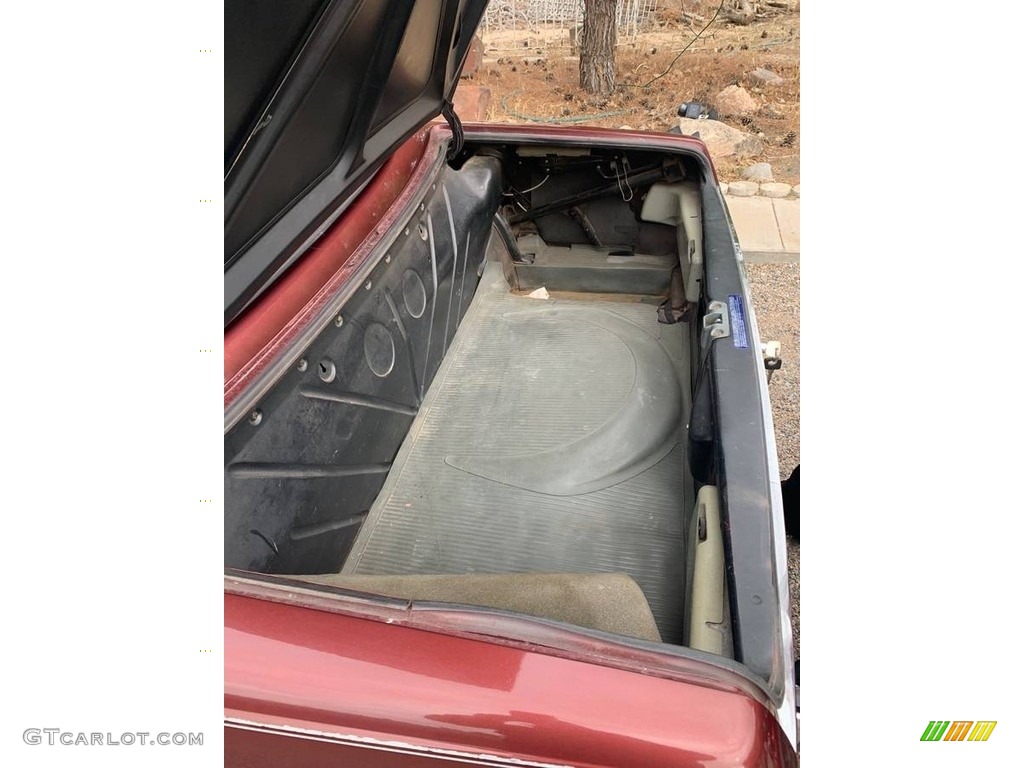 1972 Mercedes-Benz SL Class 350 SL Roadster Trunk Photo #145084320