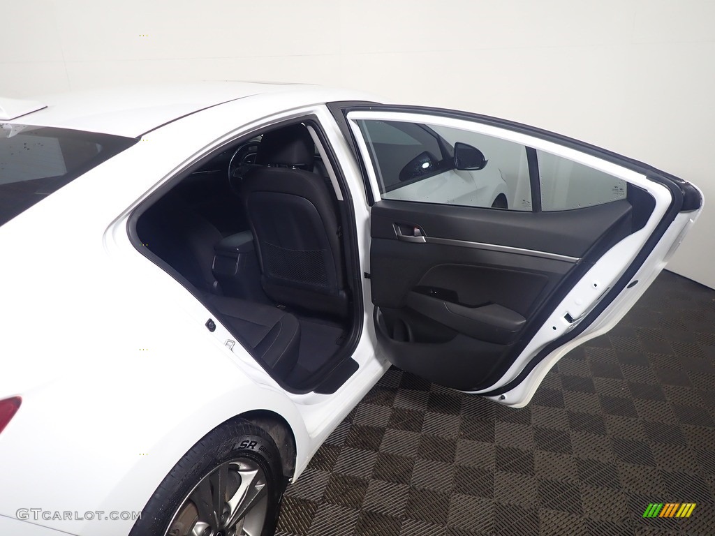 2018 Elantra Value Edition - Quartz White Pearl / Black photo #32