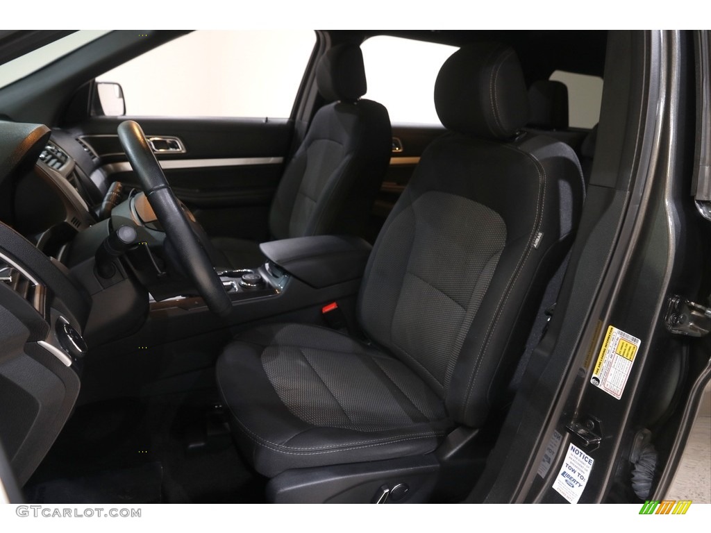 2017 Explorer XLT 4WD - Magnetic / Ebony Black photo #6