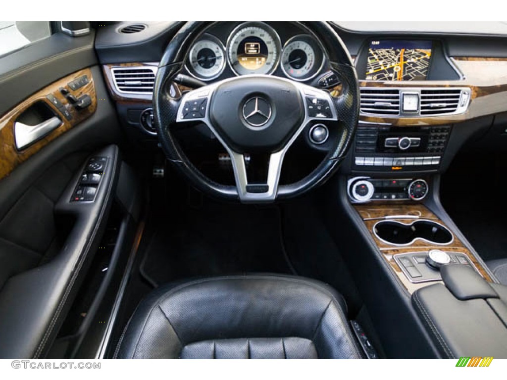 2012 Mercedes-Benz CLS 550 Coupe Dashboard Photos